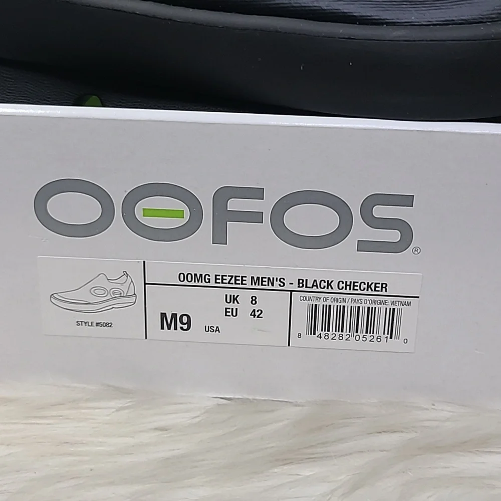 Men's OOFOS Slip On Shoes Size 9M Black Canvas  Checker Print Athleisure Gym Fun - Picture 3 of 6